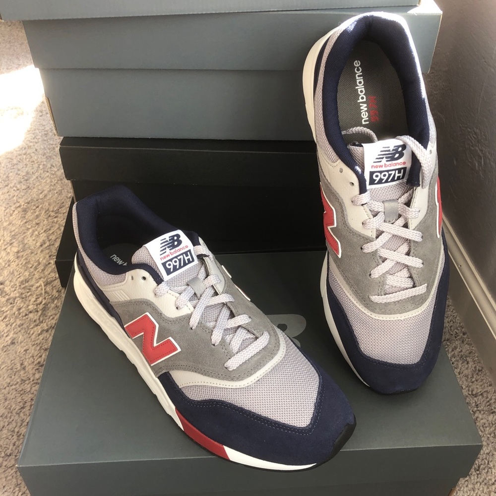 Brand New in Box Authentic New Balance Men’s 997H Size 13D